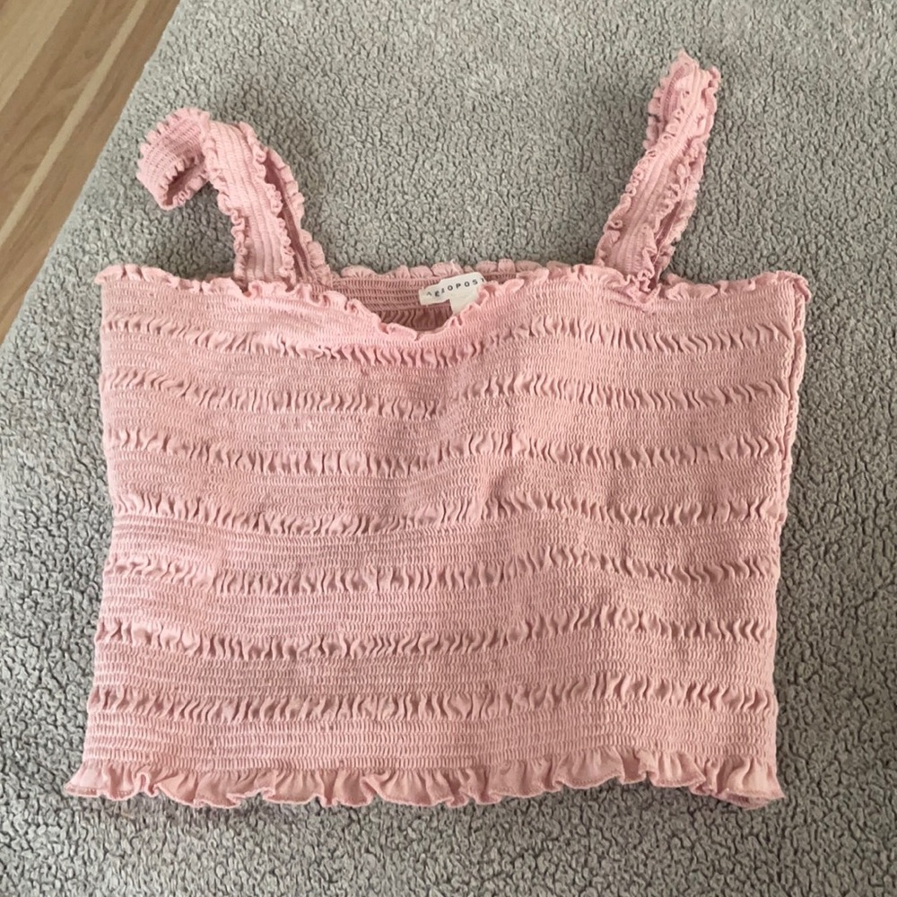 Pink Aeropostale crop top